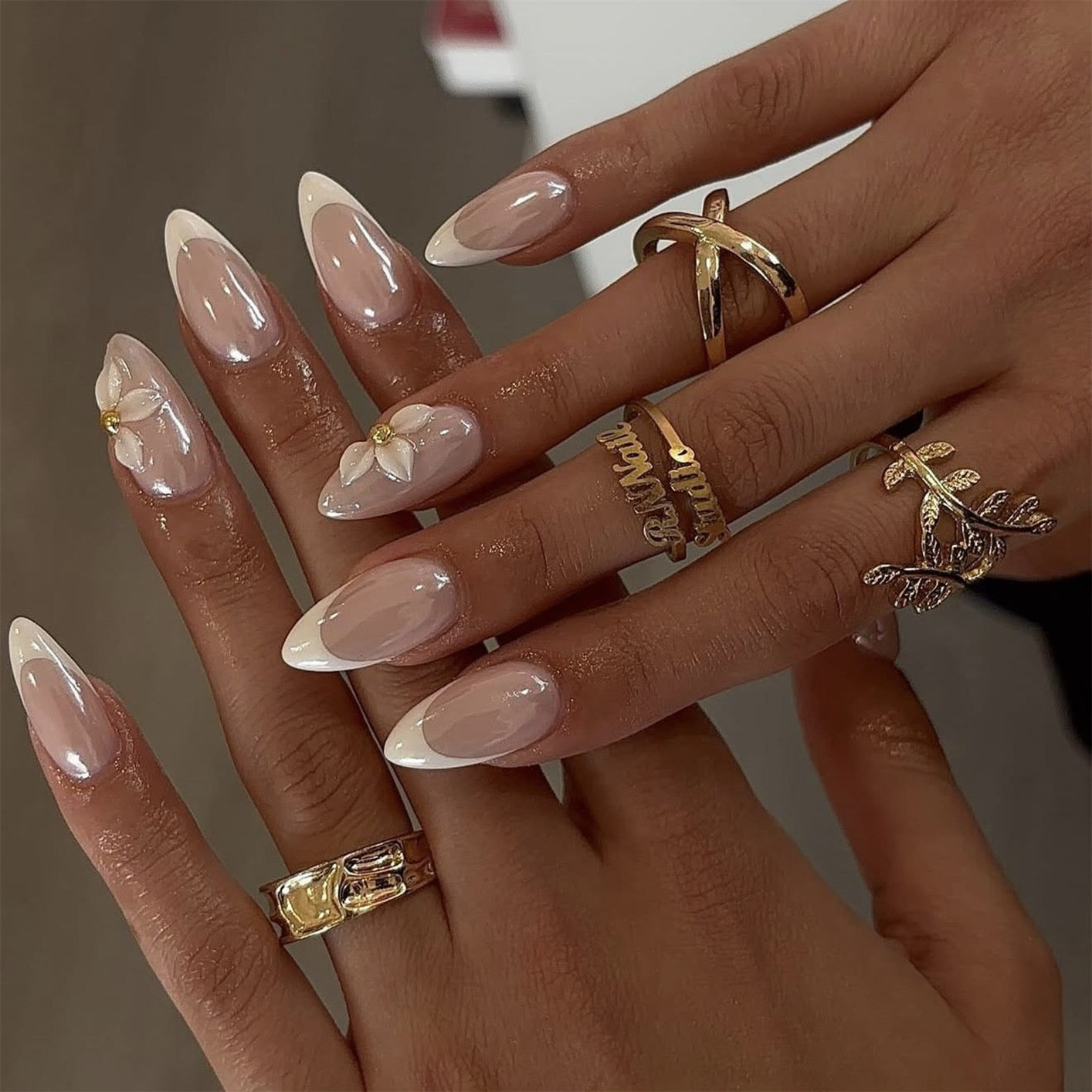 Elegant Nude White French Tip Long Almond Press On Nails, 3D White Flower Gold Bead Glossy Minimalist False Nails, Reusable Wedding Bridal Stick On Nails
